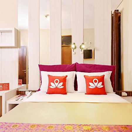 Zen Rooms Riau Natuna Bandung Exterior photo