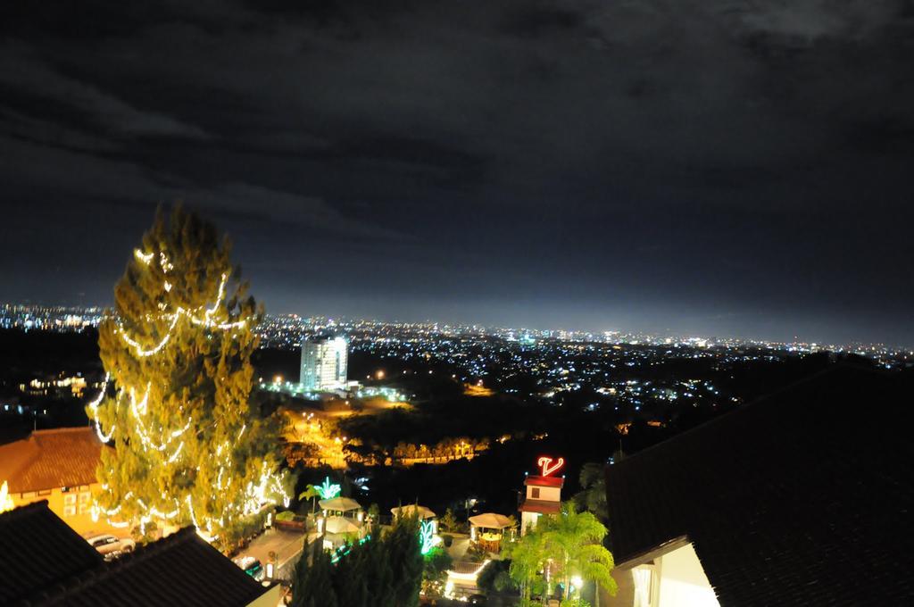 Zen Rooms Riau Natuna Bandung Exterior photo